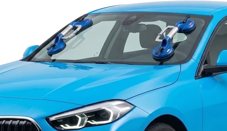 immagine di una sostituzione di un parabrezza